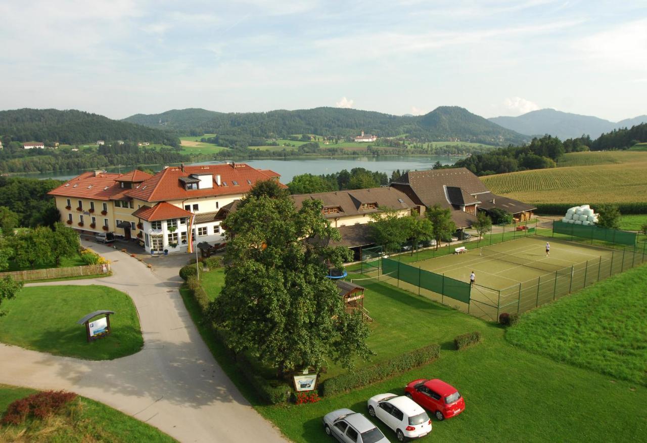 Hotel Seehof Sankt Georgen am Längsee Kültér fotó